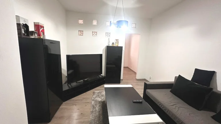PREDAJ - 2 izbový byt s balkónom, Mierová ulica