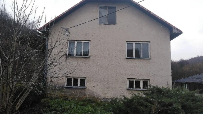 Predám Rodinný dom v obci Rakovčík