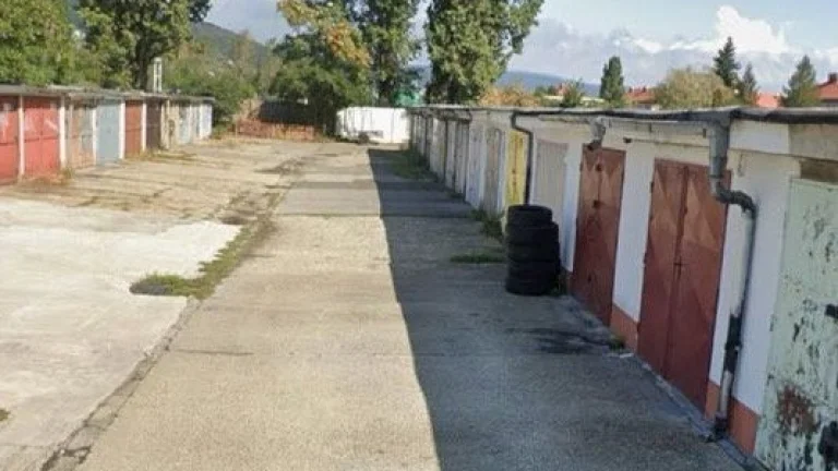 Zrekonštruovaná garáž na Teplickej ulici na predaj