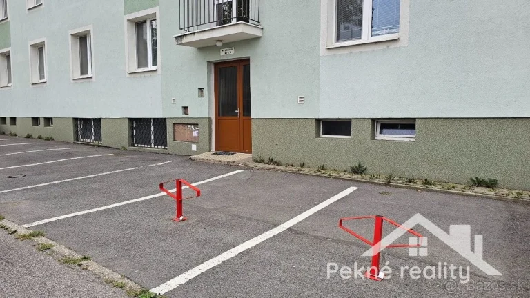 Predaj parkovacích státí na sídlisku Sekier