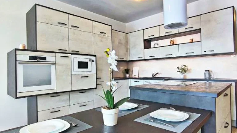 RentHub | Srdce Nitry | 3 Izb. byt | ORBIS | 101m2