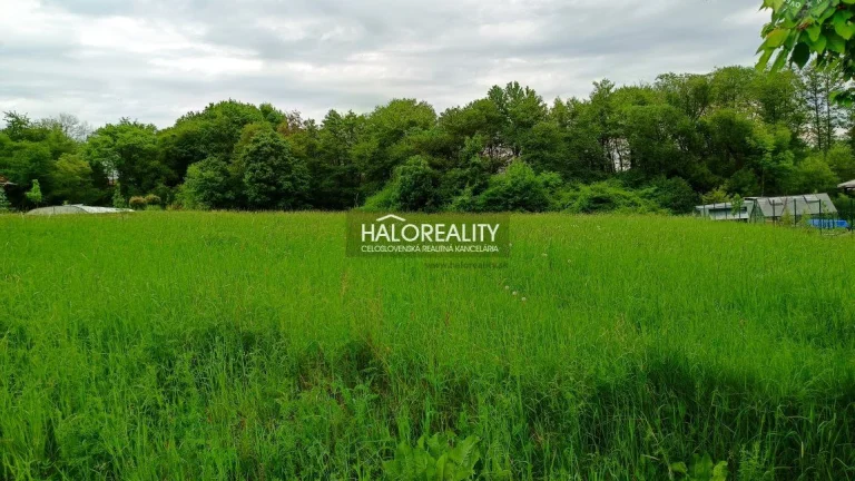 HALO reality - Predaj, pozemok pre rodinný dom 1972 m2 Pre