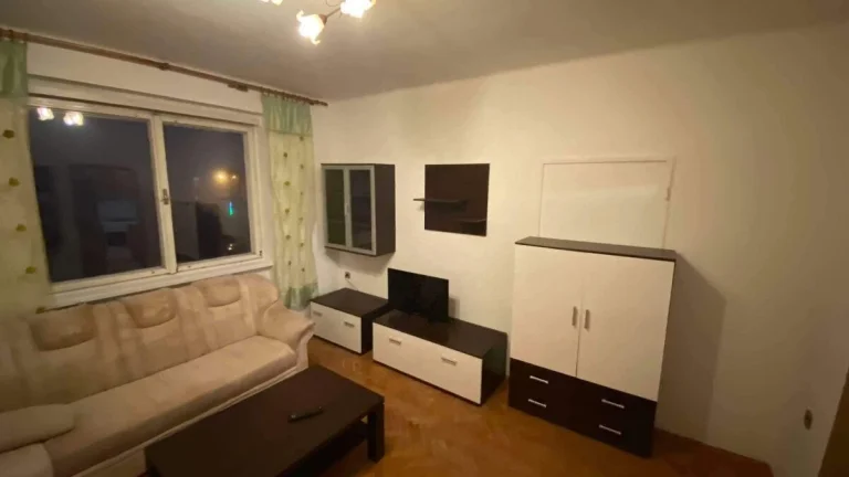 Piešťany nám. SNP centrum 3 izbový byt zariadený