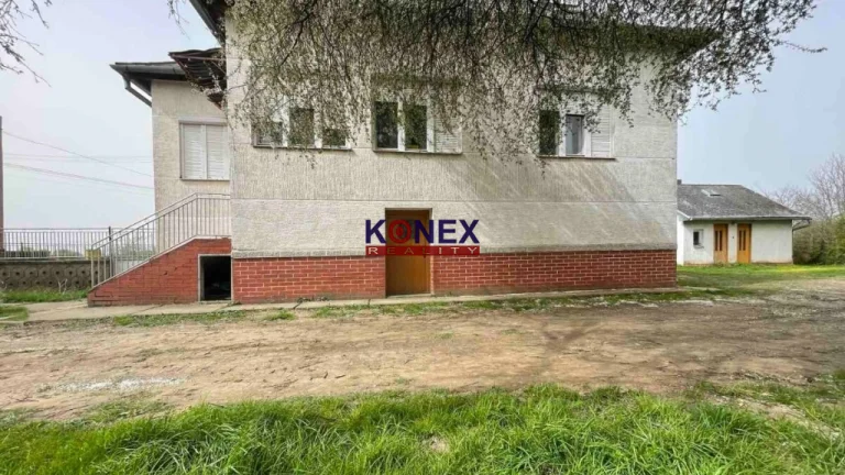 PREDAJ - Rodinný dom v obci Lekárovce