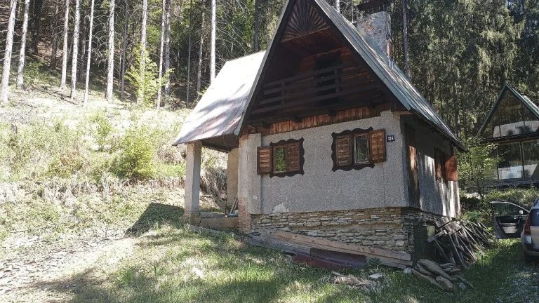 Predám chatu v Dolnom Kubíne , časť Medzihradné