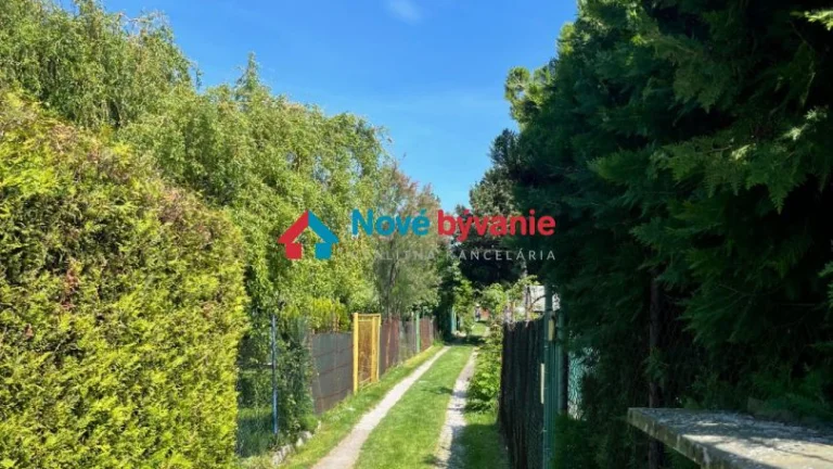 Úžitková záhrada v záhradkárskej osade Rozkvet