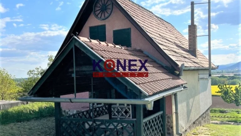 Vínny domček s krásnou vinicou – obec Viničky