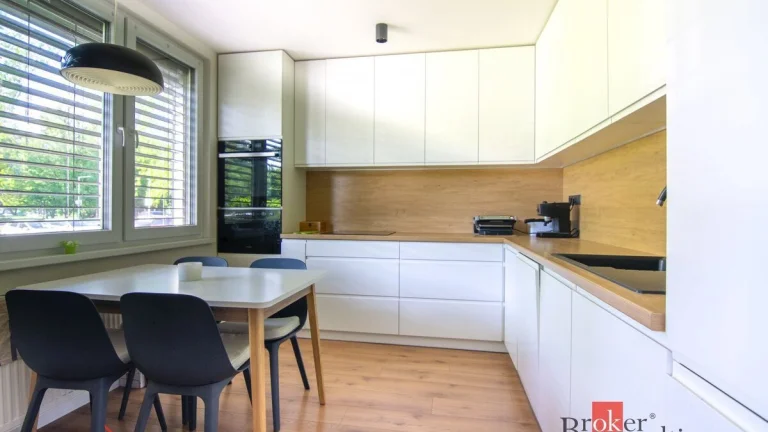 Predaj – 3-izbový byt po rekonštrukcii, Nitra – Chrenová
