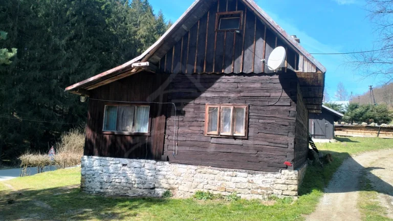 Dobová drevenica na polosamote Horná Mariková na predaj