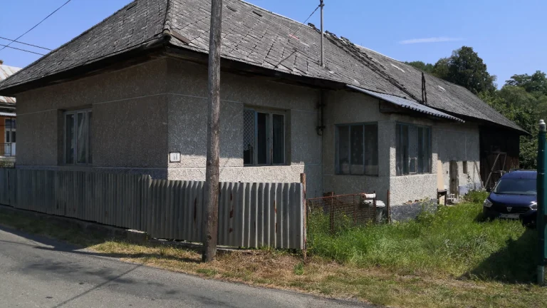 Predam starý dom s pozemkom 10 Ar