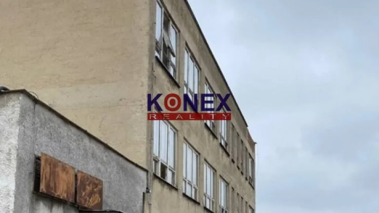 NA PREDAJ Budova na Čemernianskej ul. v Strážskom