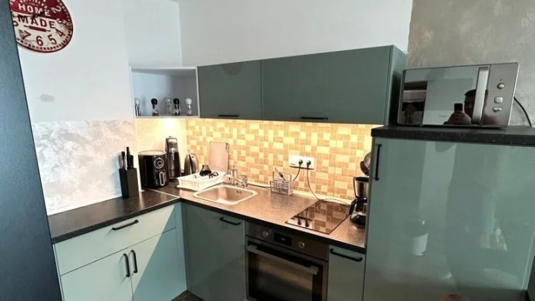 EKONOMICKÁ CENA _Nový 2i bytík_ Zariadený_Parkovacie miesto
