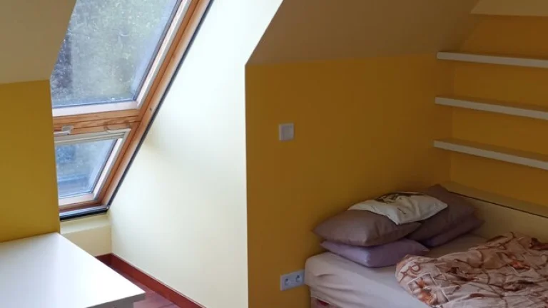 Prenajmem izbu v novom rodinnom dome pri lese v BA Dubravke