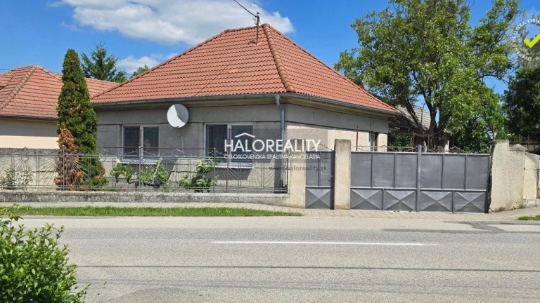 HALO reality - Predaj, rodinný dom Váhovce - EXKLUZÍVNE HALO