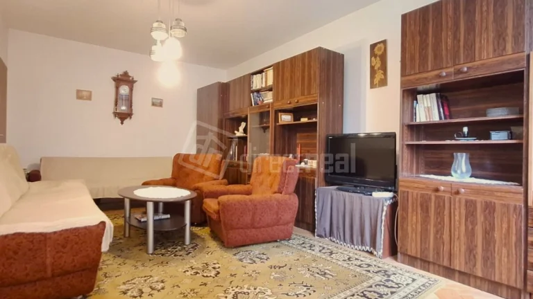 Veľkometrážny 2 izbový byt na Chrenovej - Ždiarska u…