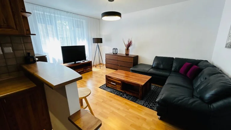 Prenájom Dvojizbový byt v Liptovskom Mikulasi