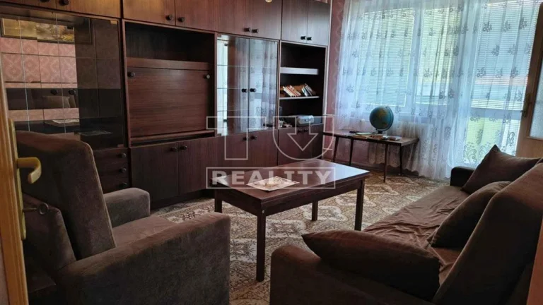 REZERVOVANÉ Na predaj 2 izbový byt (60m2) v Púchove