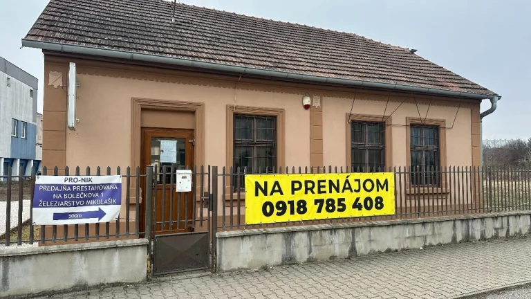 obchodný priestor - Nitra, Štúrová