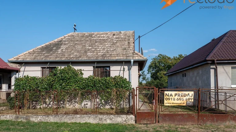 Na predaj rodinný dom vo Veľkých Ozorovciach s veľkým rovina