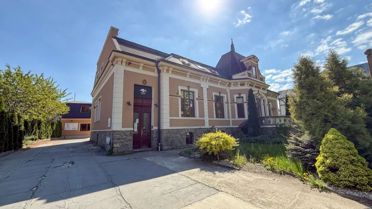 Štýlové kancelárie v centre mesta s parkovaním