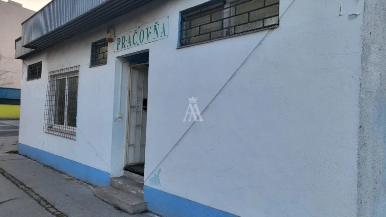 ODSTÚPENIE PREVÁDZKY PRÁČOVNE, KOŠICE DARGOVSKÝCH HRDINOV