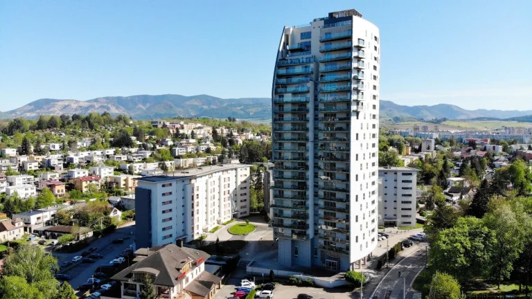 Veľký 3-izb. byt v Amfiteátri 116 m2 (EuroHomeStar Žilina)
