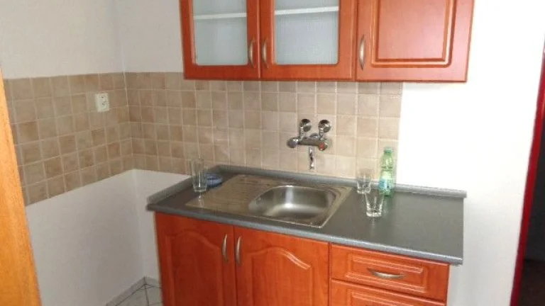 Prenájom - kancelársky priestor 24 m2, Banská Bystrica centr