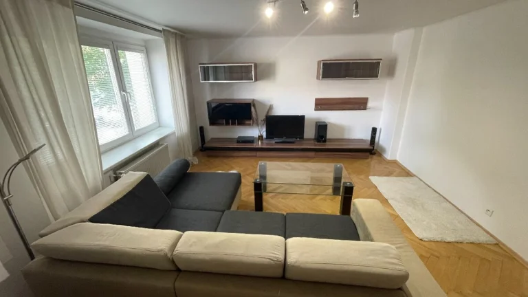 Dlhodobý prenájom 2-IZBOVÉHO BYTU (57m²) na SIHOTI 1
