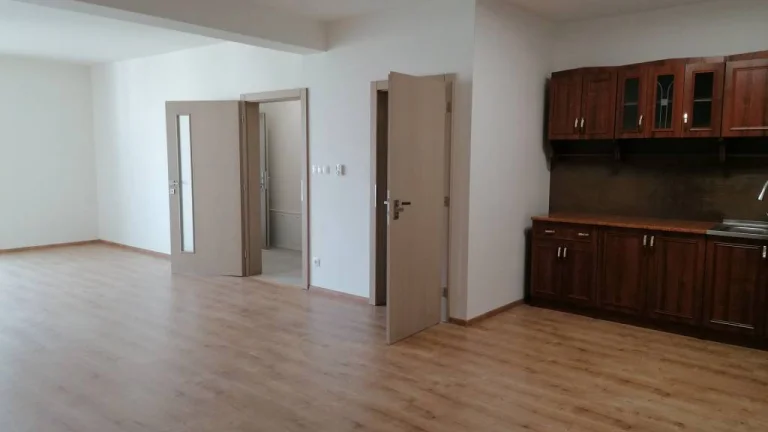 Prenájom: Jedinečný 3 izbový byt v centre mesta Čadca(188-P)