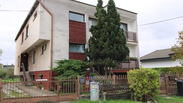 BRANDreal - veľký rodinný dom 824 m², Veľké Orvište