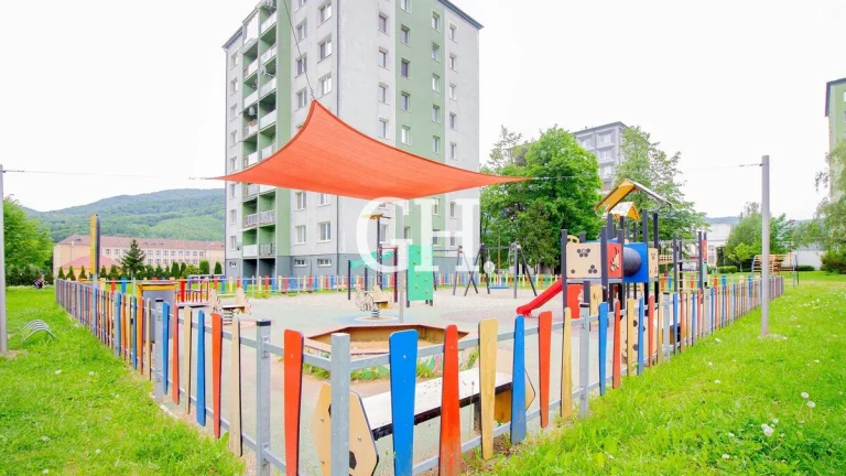 REZERVOVANÉ - 1-izbový byt na Partizánskej ulici v Revúcej –