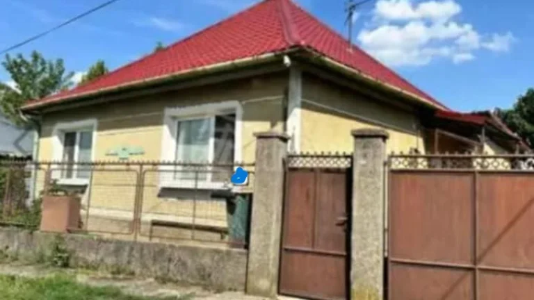 Ponúkame na predaj rod.dom vo Vlčanoch
