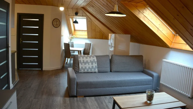 Krásny podkrovný 2 izbový byt v Piešťanoch