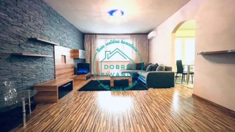 NA PRENÁJOM VEĽKÝ 3 IZBOVÝ BYT NA SÍDLISKU JUH