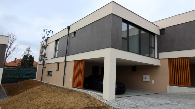 Apartmán na predaj, 2. izbový, Podskalné, Bojnice,