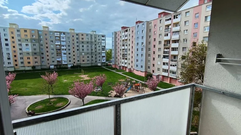 Prenájom 3-izbový byt v Trebišove