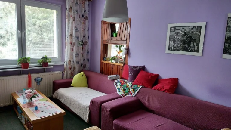3-izbový byt s balkónom, centrum, Rožňava