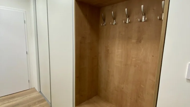 Ponúkame na dlhodobý prenájom nadštandardný 2-izbový byt