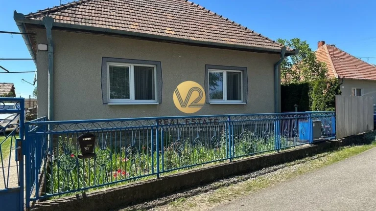 Ponúkame na Predaj - Štýlový vidiecky dom neďaleko Nitry