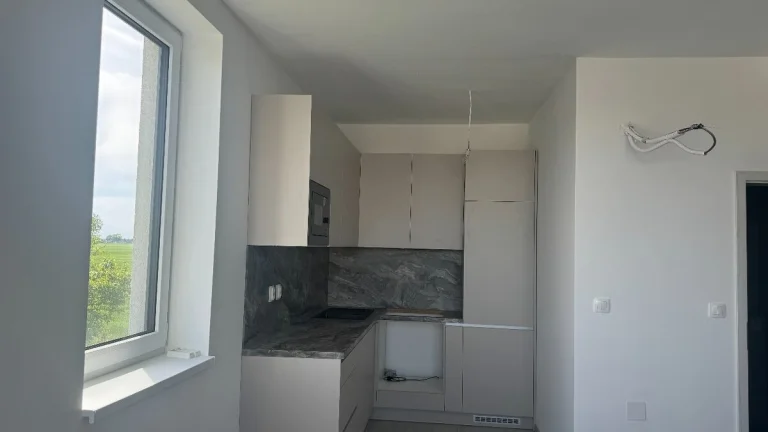 PRENÁJOM 3 izb. bytu Sokolia ul., Miloslavov, 58 m2, 2x park