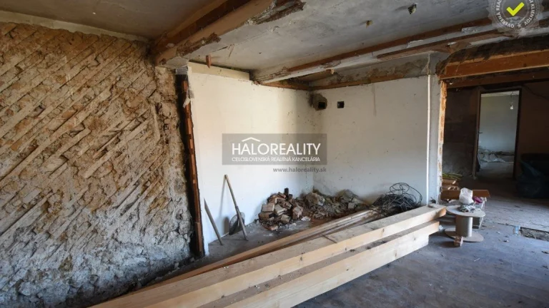 HALO reality - Predaj, chalupa Nová Baňa, rodinný dom