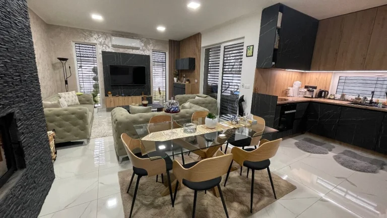 MH250- Zľava 5000,-Eur-4 izbová novostavba v Kolárove