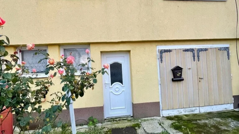 MH232- Zľava 4900,-€-Radový dom v obci Zlatná na Ostrove