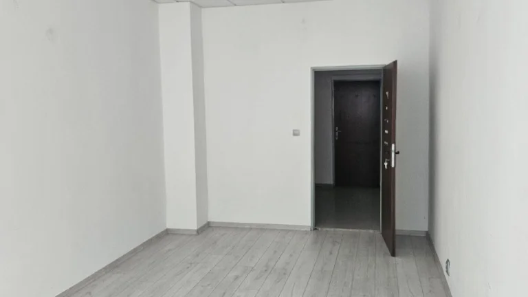 Kancelária o rozlohe 20m2 v centre Sečoviec