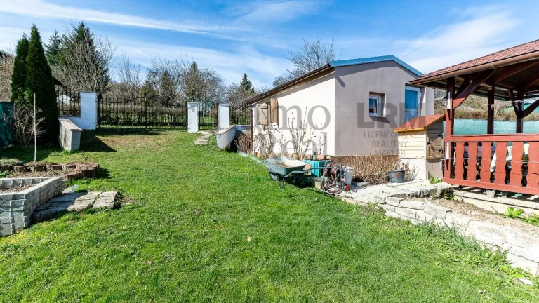 Na predaj záhradná chatka s pozemkom – Prešov, Vydumanec