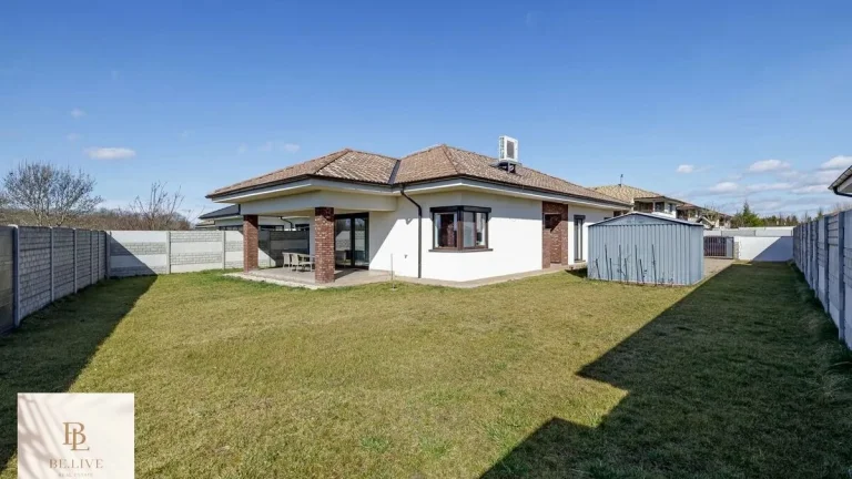 BE.LIVE COMPANY- 4 IZBOVÝ- BUNGALOV-109m2- MILOSLAVOV