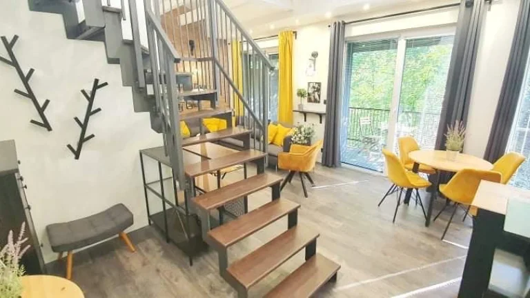 Prenájom luxusného 2 izbového bytu 80 m2, B. Bystrica -850€