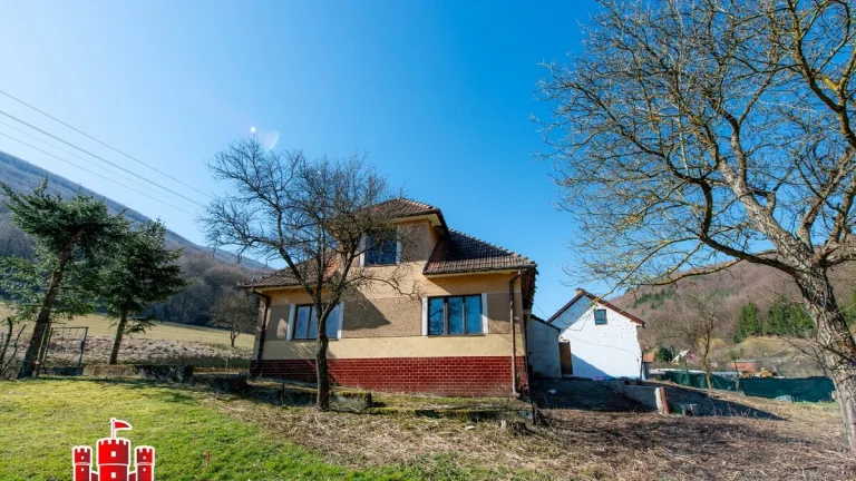 NA PREDAJ | Rodinný dom Drietoma, časť Brúsne
