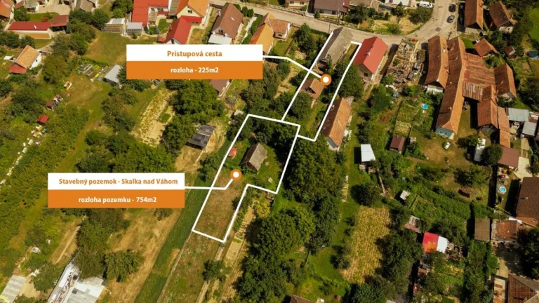 Exkluzívne na predaj pozemok v obci Skalka nad Váhom