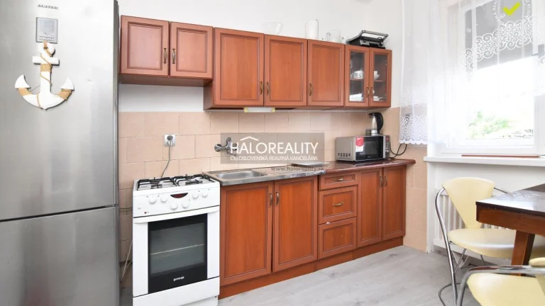 HALO reality - Predaj, rodinný dom Štvrtok na Ostrove